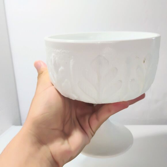 Vtg FTD 1975 White Milk Glass Oak Leaf Compote Bowl Pedestal Floral Arrangements - Picture 5 of 8